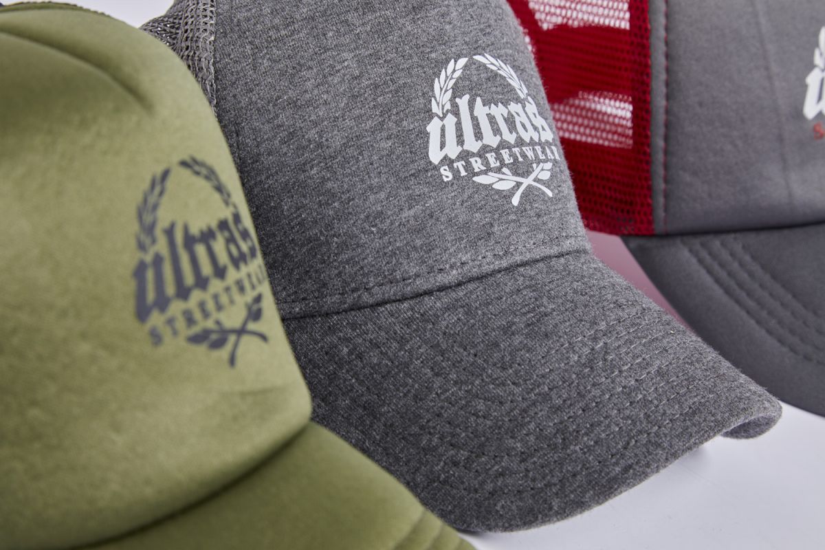 Trucker Hat Ultras Streetwear Black Red